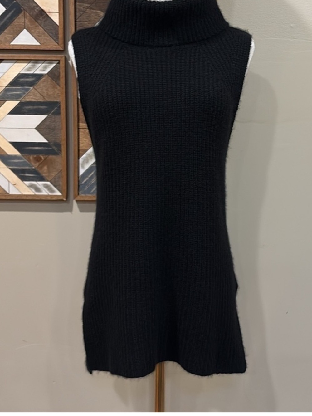 Naked cashmere. M like new. 100% cashmere.